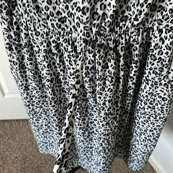 Plus Size sun dress - Picture 3 of 6